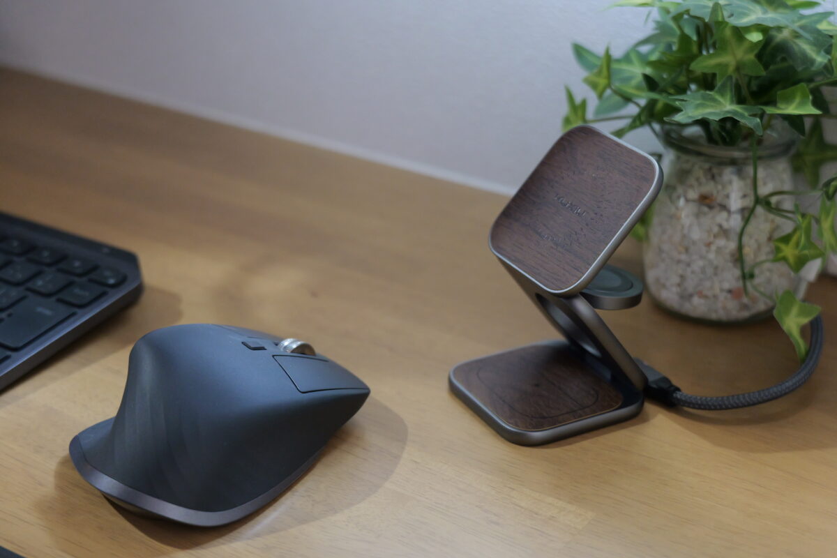 KUXIU X40 Turbo デスクに馴染むスタイリッシュな充電スタンド